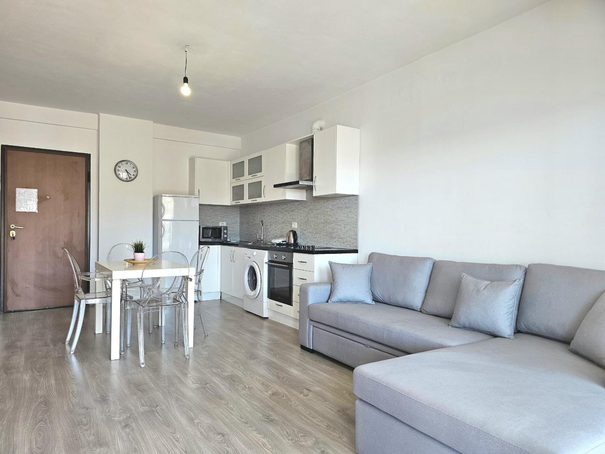Celin Apartment Sarandë エクステリア 写真