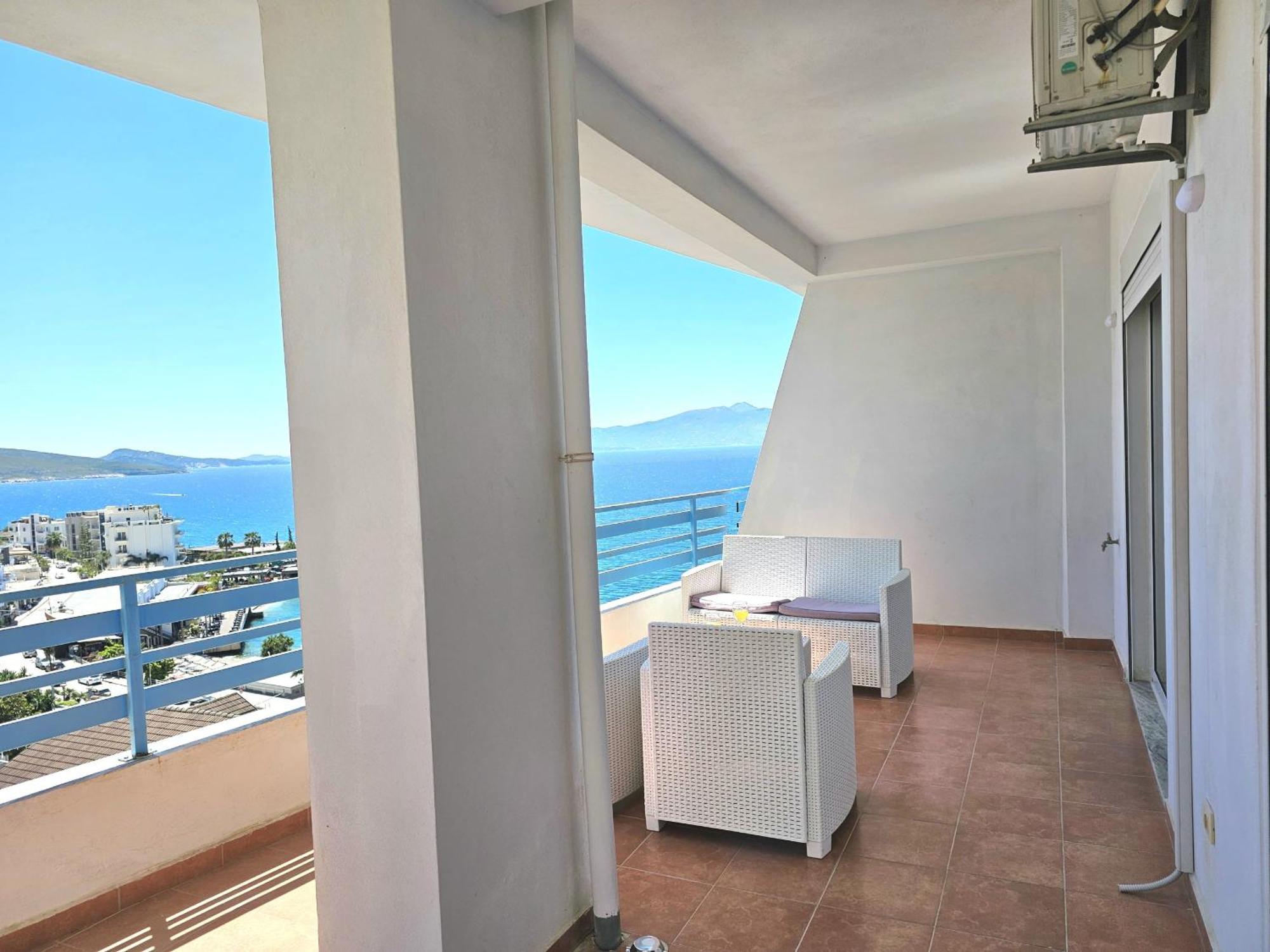 Celin Apartment Sarandë エクステリア 写真