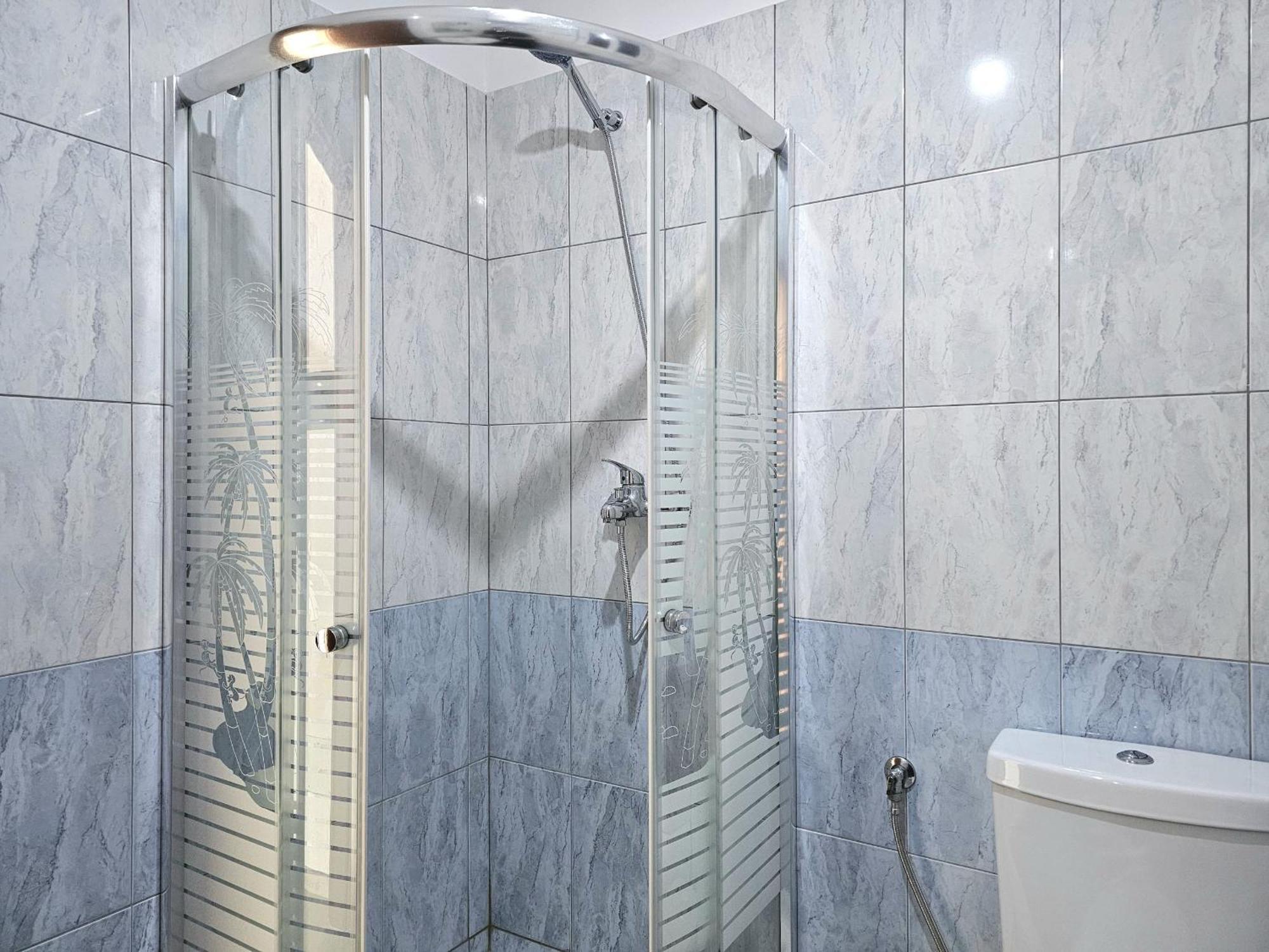 Celin Apartment Sarandë エクステリア 写真
