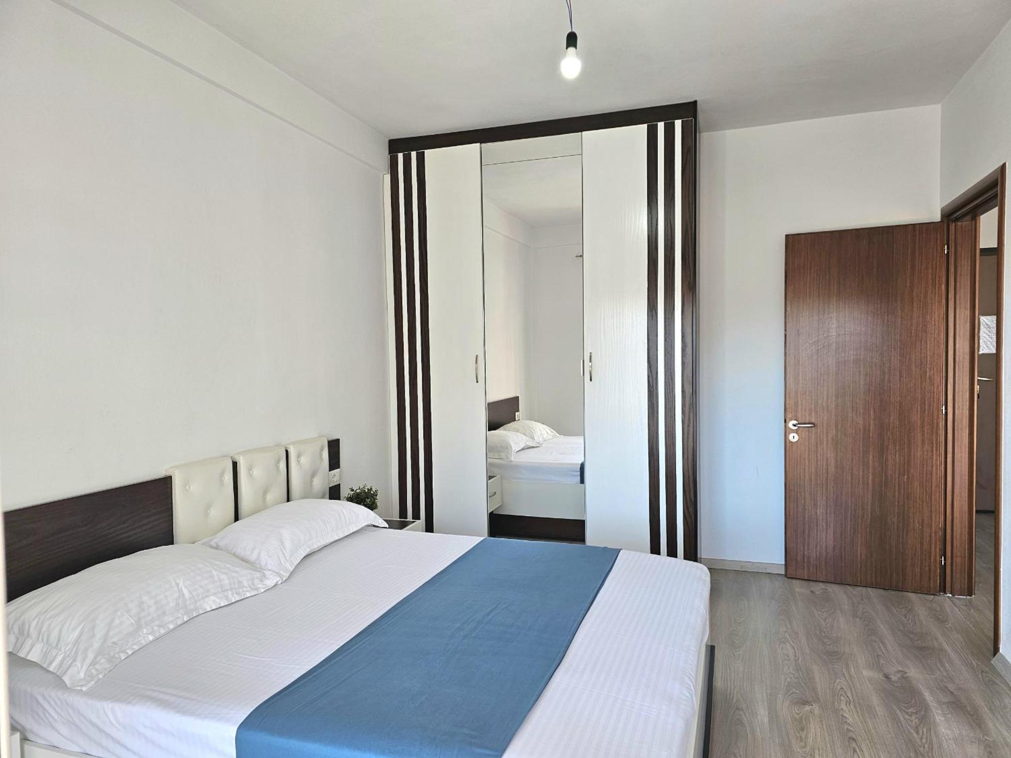 Celin Apartment Sarandë エクステリア 写真