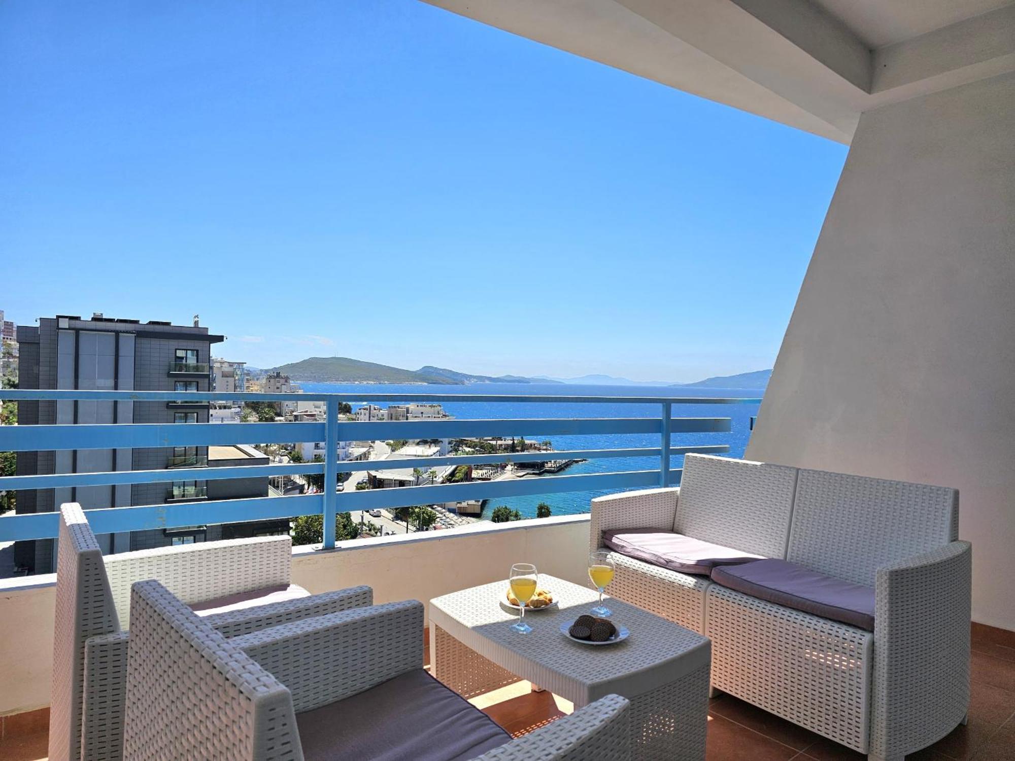 Celin Apartment Sarandë エクステリア 写真